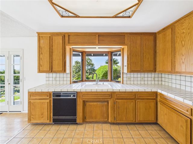 1441 El Terraza Drive, La Habra Heights, CA 90631