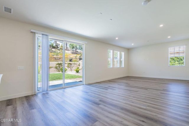 4683 Summit Avenue, Simi Valley, CA 93063