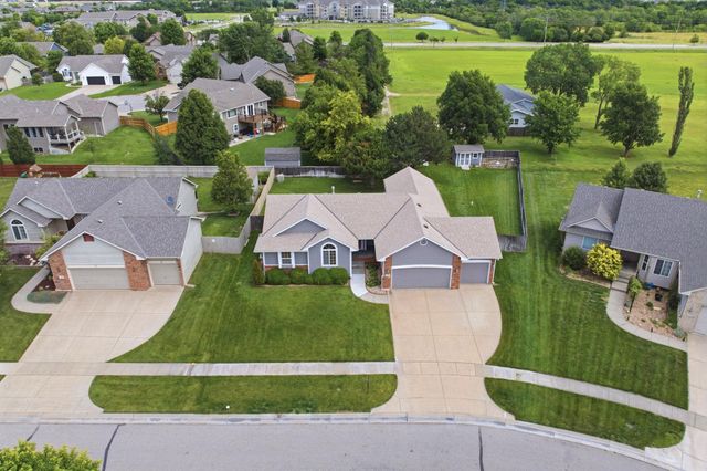 10902 W LANTANA ST, Wichita, KS 67205