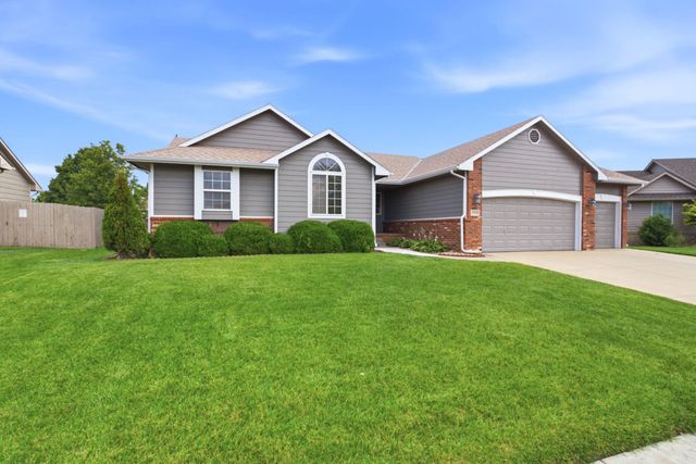 10902 W LANTANA ST, Wichita, KS 67205