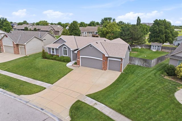 10902 W LANTANA ST, Wichita, KS 67205