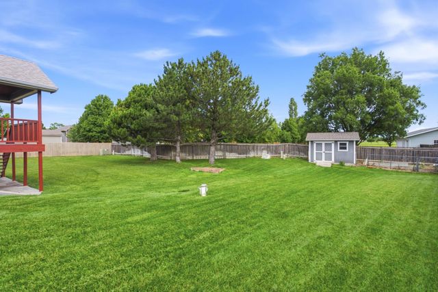 10902 W LANTANA ST, Wichita, KS 67205