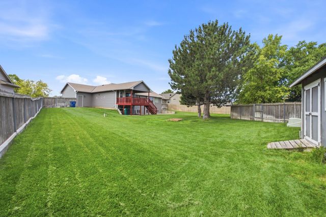 10902 W LANTANA ST, Wichita, KS 67205