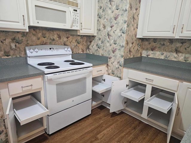 25951 Waterway Drive, Harrison Twp, MI 48045