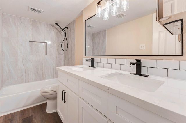 11222 Sagepark Lane, Houston, TX 77089