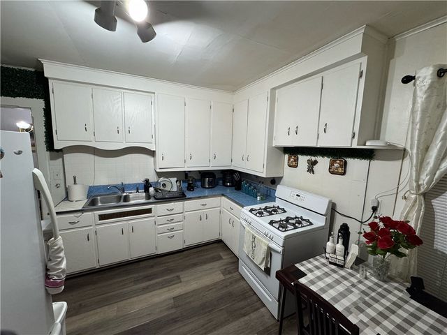 325-327 Grand Avenue, Rochester, NY 14609