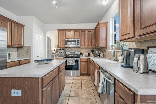 834 Point Crossing, San Antonio, TX 78253