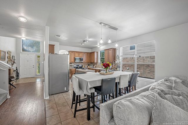 834 Point Crossing, San Antonio, TX 78253