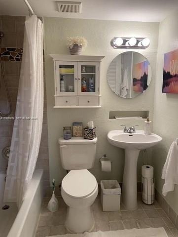 10361 Juniper Ct 10361, Pembroke Pines, FL 33026