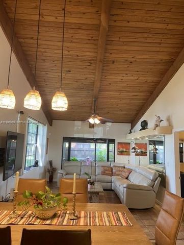 10361 Juniper Ct 10361, Pembroke Pines, FL 33026