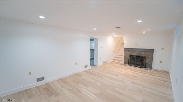 3130 Silver Lake Boulevard, Silver Lake, OH 44224