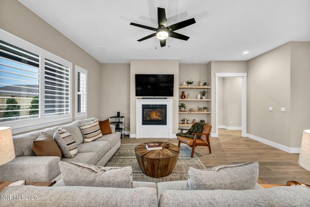 698 Sage Grouse Loop, Gardnerville, NV 89460