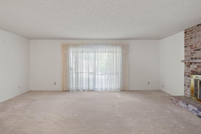 8003 Independence Ave, Stockton, CA 95209