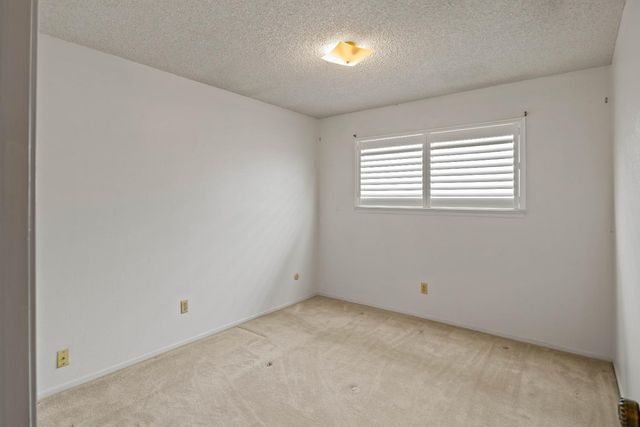 8003 Independence Ave, Stockton, CA 95209