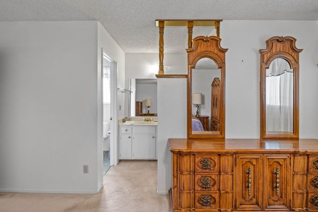 8003 Independence Ave, Stockton, CA 95209