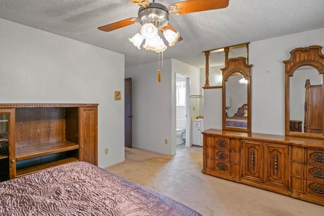 8003 Independence Ave, Stockton, CA 95209