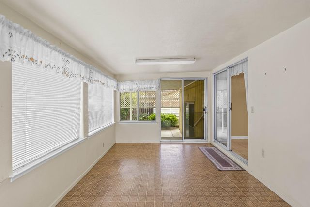 8003 Independence Ave, Stockton, CA 95209