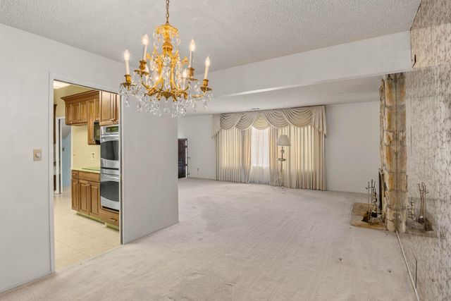 8003 Independence Ave, Stockton, CA 95209