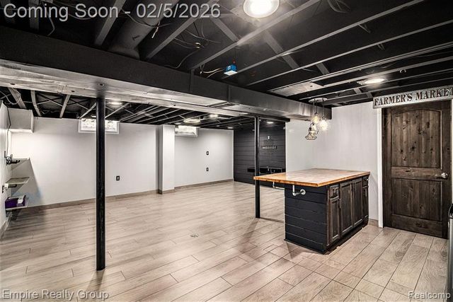 6320 Evangeline, Dearborn Heights, MI 48127