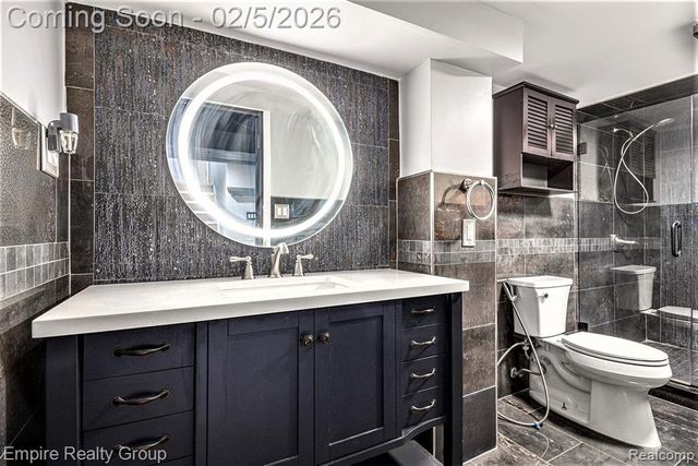 6320 Evangeline, Dearborn Heights, MI 48127