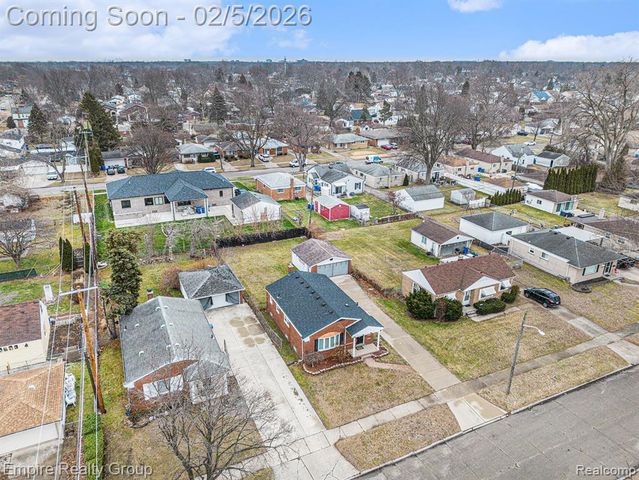 6320 Evangeline, Dearborn Heights, MI 48127