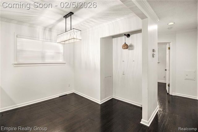 6320 Evangeline, Dearborn Heights, MI 48127