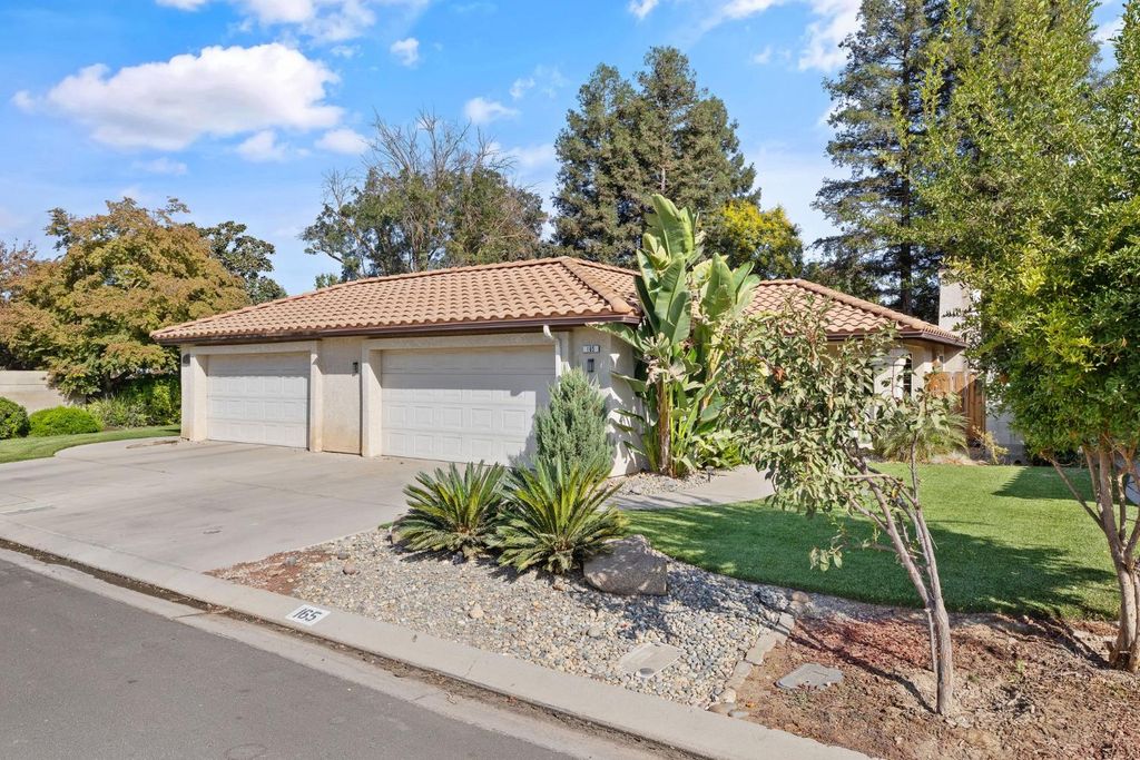 Image 1 of property listing at 165 Crown Lane, Madera, CA 93637
