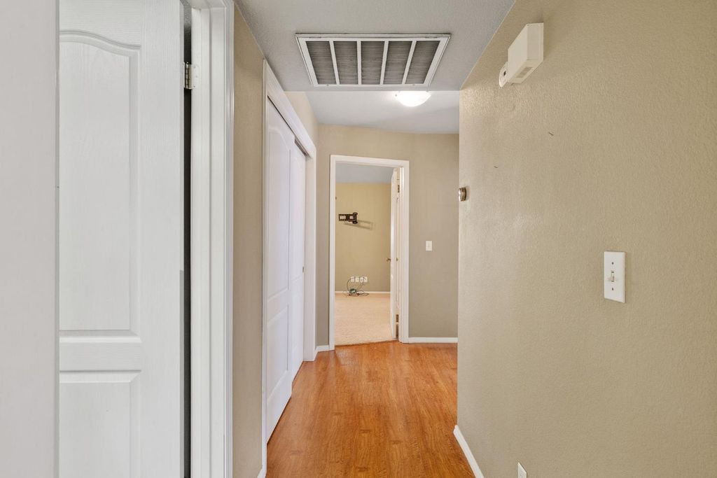 Image 18 of property listing at 165 Crown Lane, Madera, CA 93637