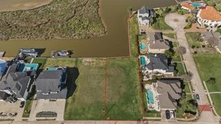 923 Davis Road, League City, TX 77573