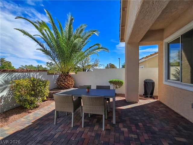 10104 Pinnacle View Place, Las Vegas, NV 89134