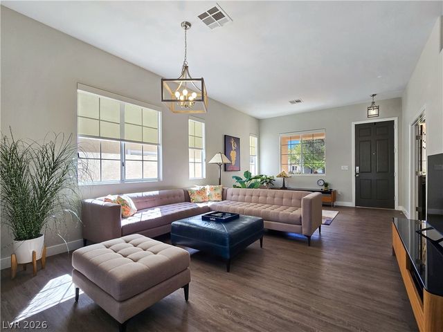 10104 Pinnacle View Place, Las Vegas, NV 89134