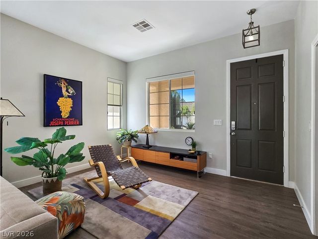 10104 Pinnacle View Place, Las Vegas, NV 89134
