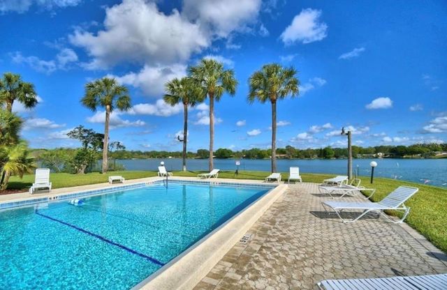 1920 E EDGEWOOD DRIVE I4, Lakeland, FL 33803