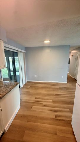 1920 E EDGEWOOD DRIVE I4, Lakeland, FL 33803