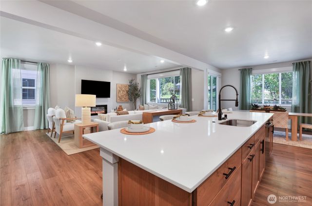 32149 Pacific Avenue SE, Black Diamond, WA 98010