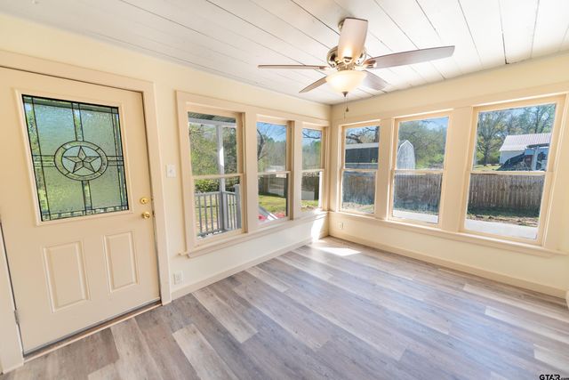 615 Holbrook St., Mt Vernon, TX 75457