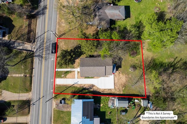 615 Holbrook St., Mt Vernon, TX 75457