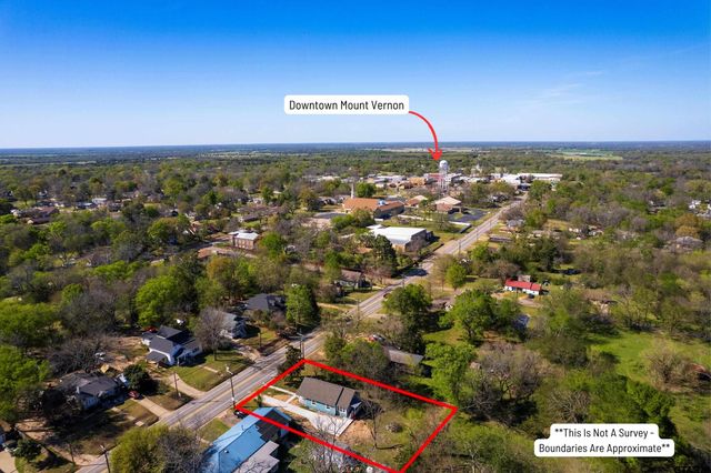 615 Holbrook St., Mt Vernon, TX 75457
