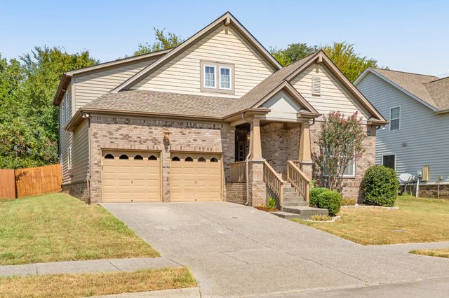 1015 Achiever Cir, Spring Hill, TN 37174