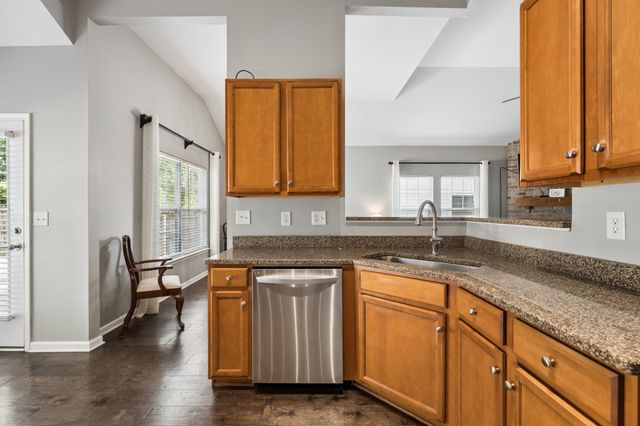 1015 Achiever Cir, Spring Hill, TN 37174