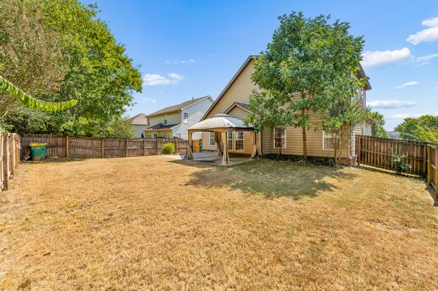 1015 Achiever Cir, Spring Hill, TN 37174