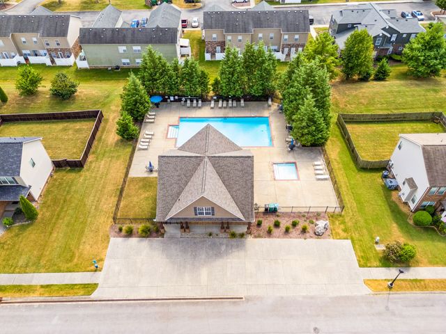 1015 Achiever Cir, Spring Hill, TN 37174
