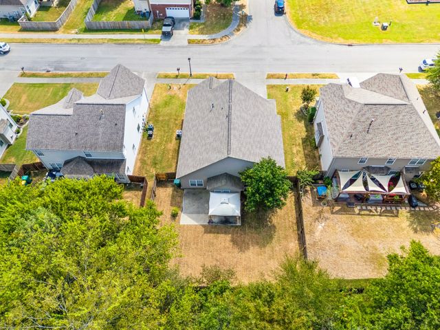 1015 Achiever Cir, Spring Hill, TN 37174