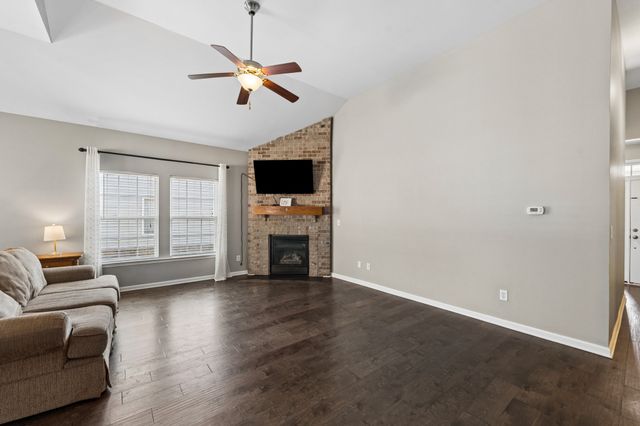 1015 Achiever Cir, Spring Hill, TN 37174