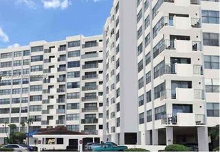 1300 NE Miami Gardens Drive 609E, Miami, FL 33179