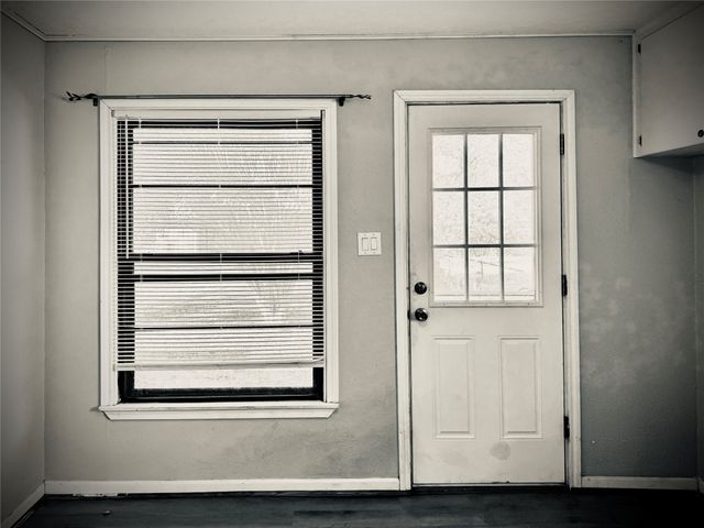 415 W Taylor Street, Sherman, TX 75092