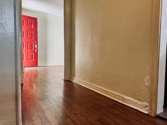 415 W Taylor Street, Sherman, TX 75092