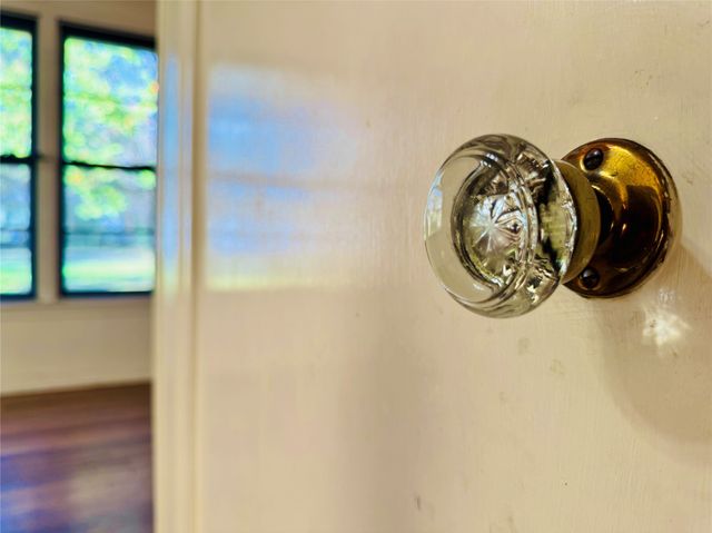 415 W Taylor Street, Sherman, TX 75092