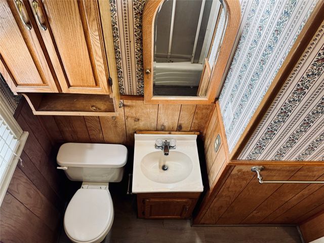 415 W Taylor Street, Sherman, TX 75092