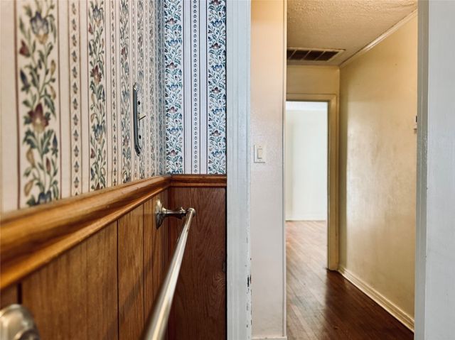 415 W Taylor Street, Sherman, TX 75092